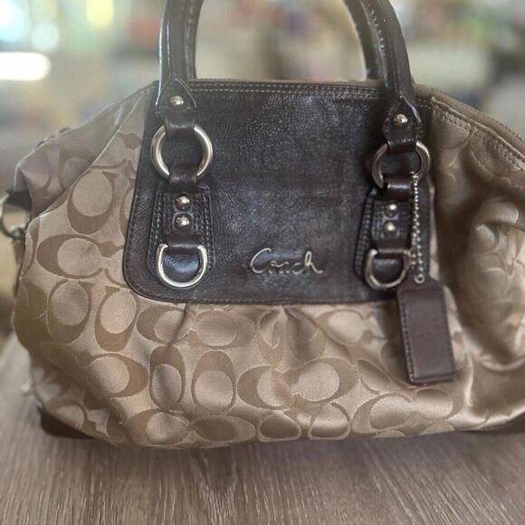 Coach‎ Ashley Sateen Satchel Khaki And Mahogany - Picture 1 of 9